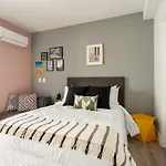 Studio com garagem, academia e piscina no prédio - Vila Olímpia