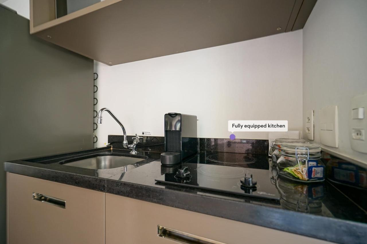 Apartamento Studio Com Garagem, Academia E Piscina No Predio - Vila Olimpia *