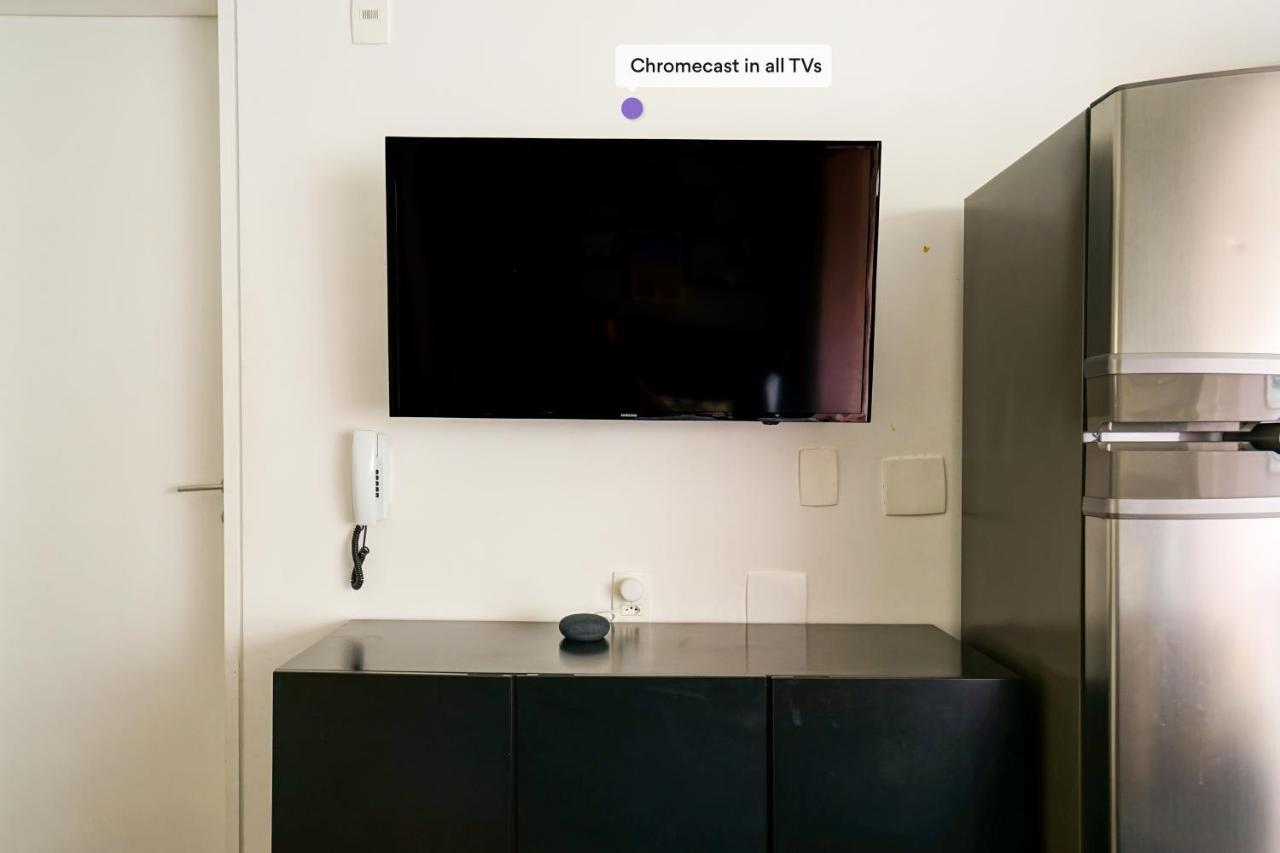 Studio Com Garagem, Academia E Piscina No Predio - Vila Olimpia * São Paulo