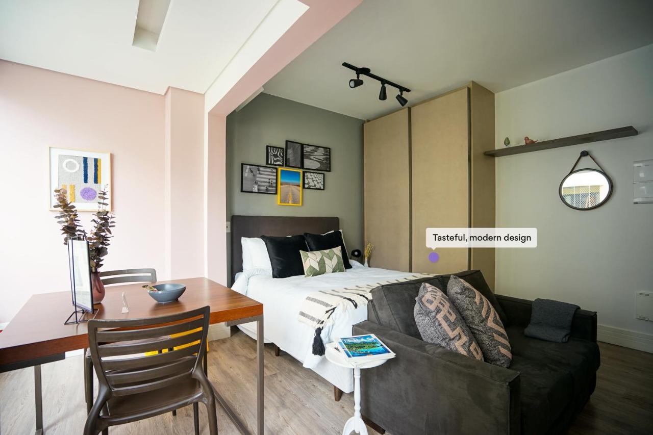 Apartamento Studio Com Garagem, Academia E Piscina No Predio - Vila Olimpia *