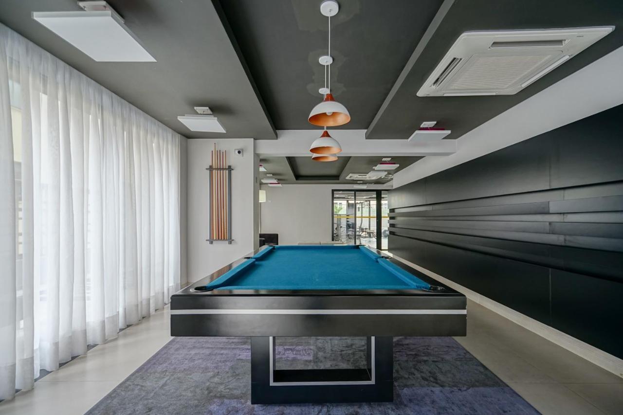 Apartamento Studio Com Garagem, Academia E Piscina No Predio - Vila Olimpia *