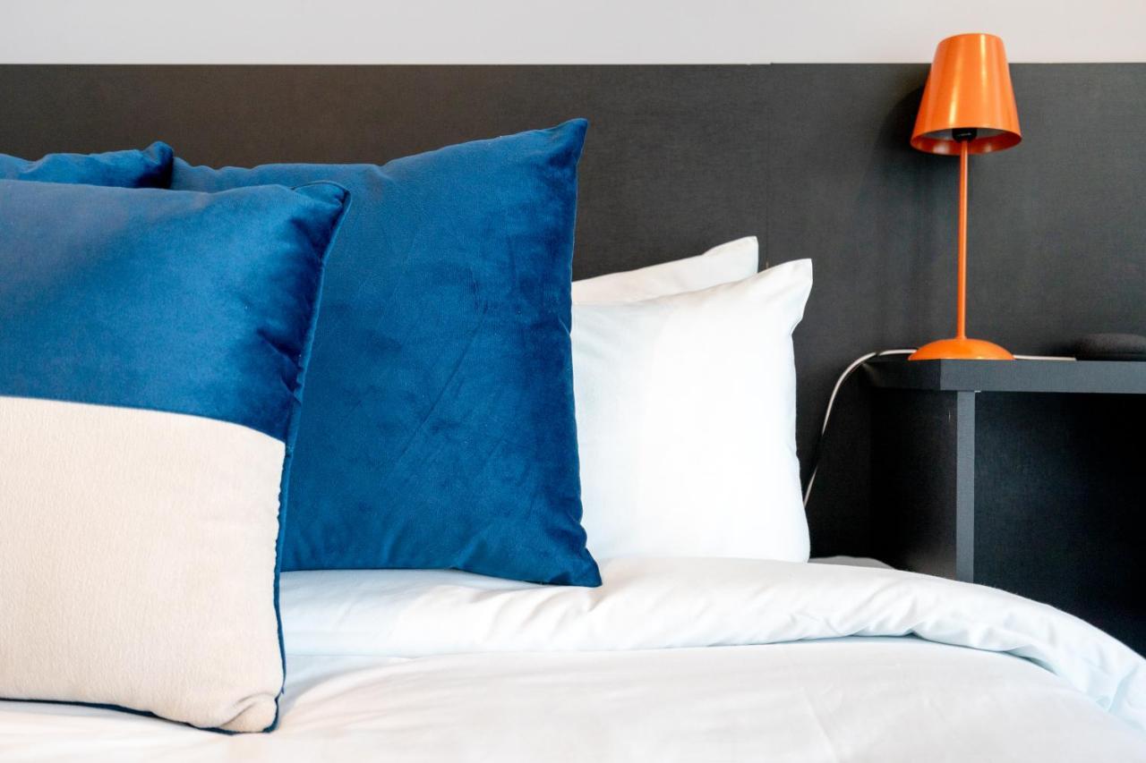 Apartamento Studio Com Garagem, Academia E Piscina No Predio - Vila Olimpia São Paulo